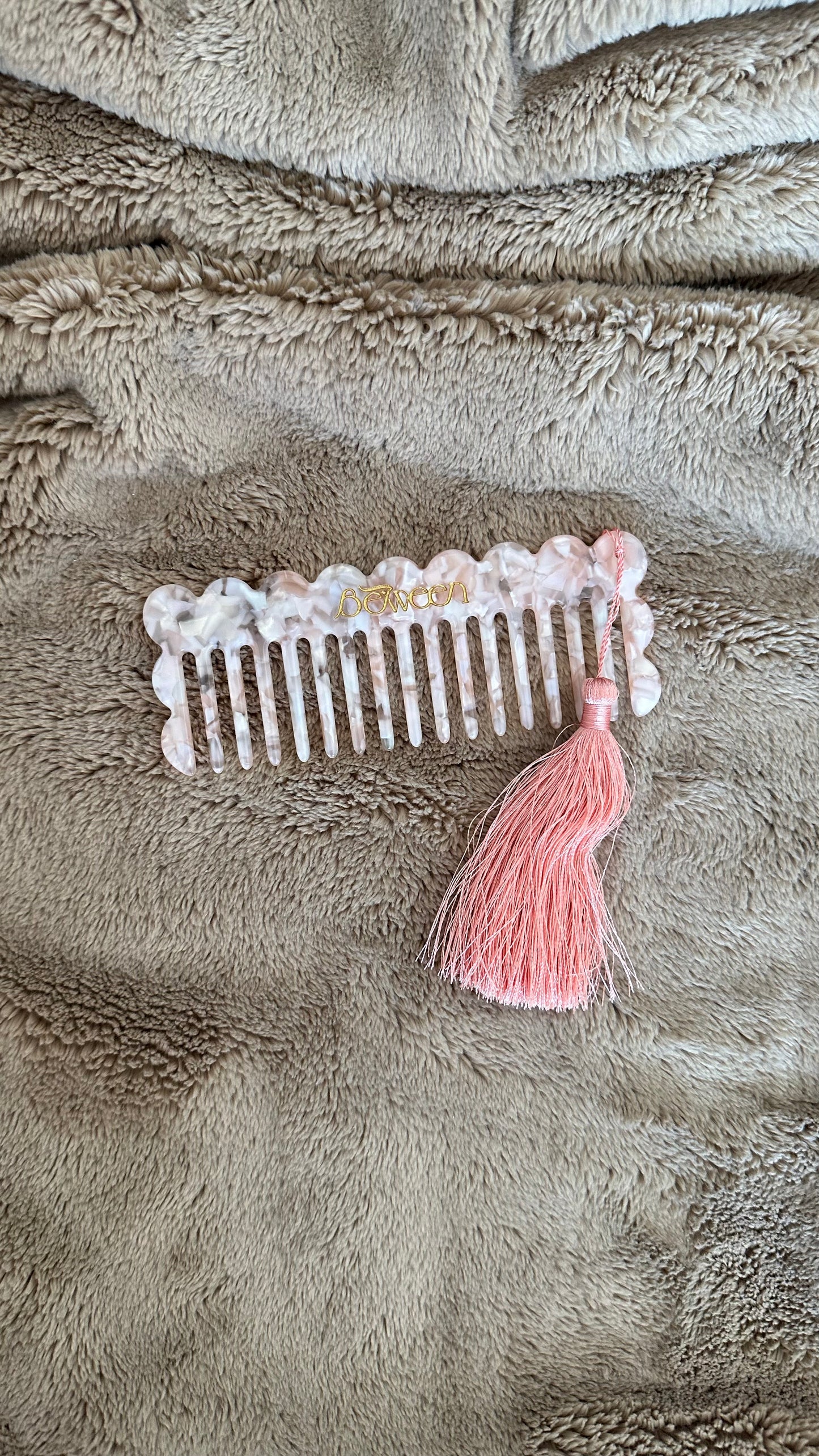 Peach Charm Comb