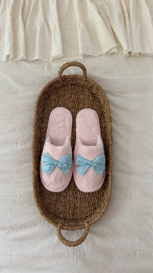 Blush Bloom Slipper ￼