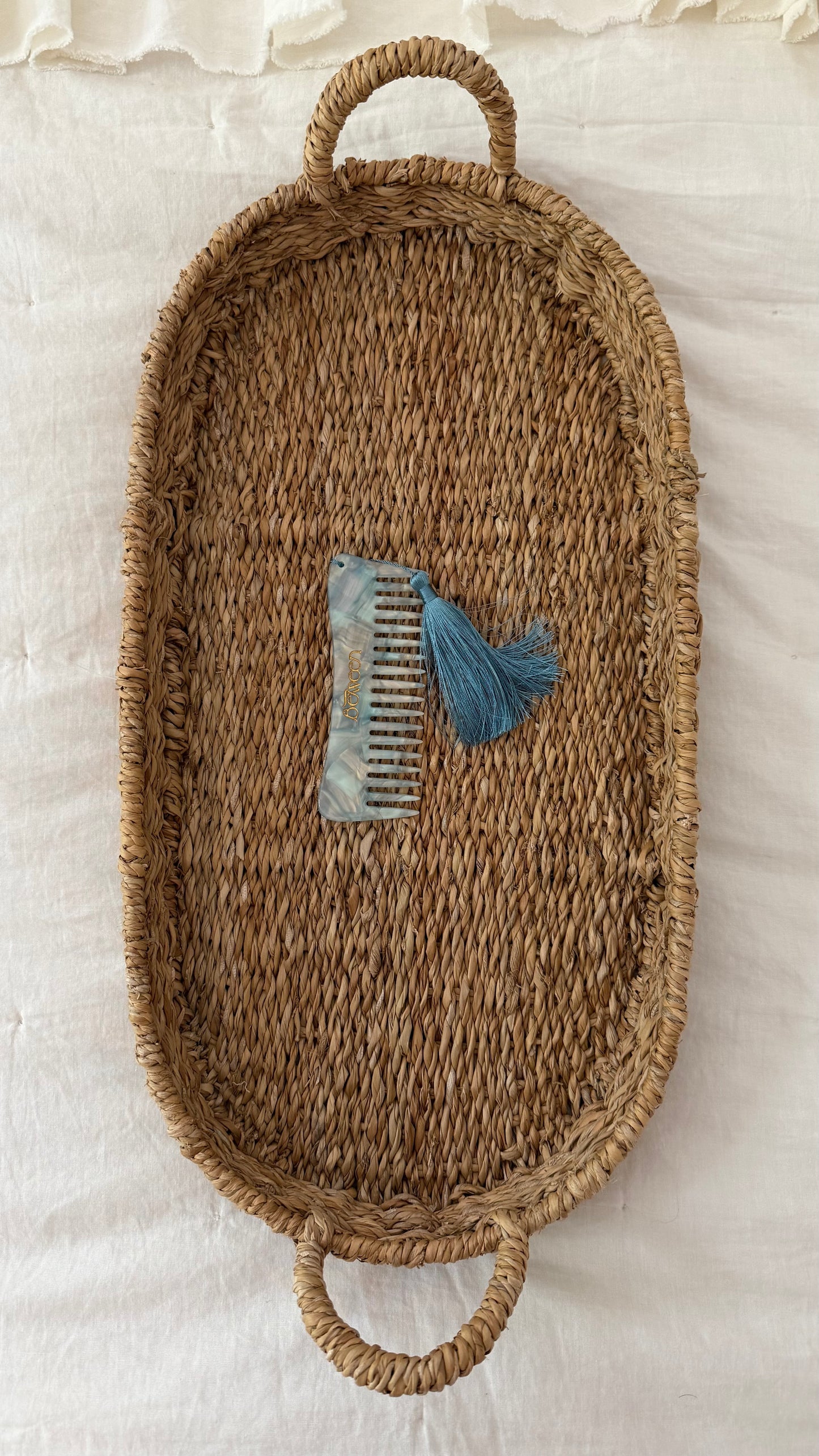 Comb Blue Sky