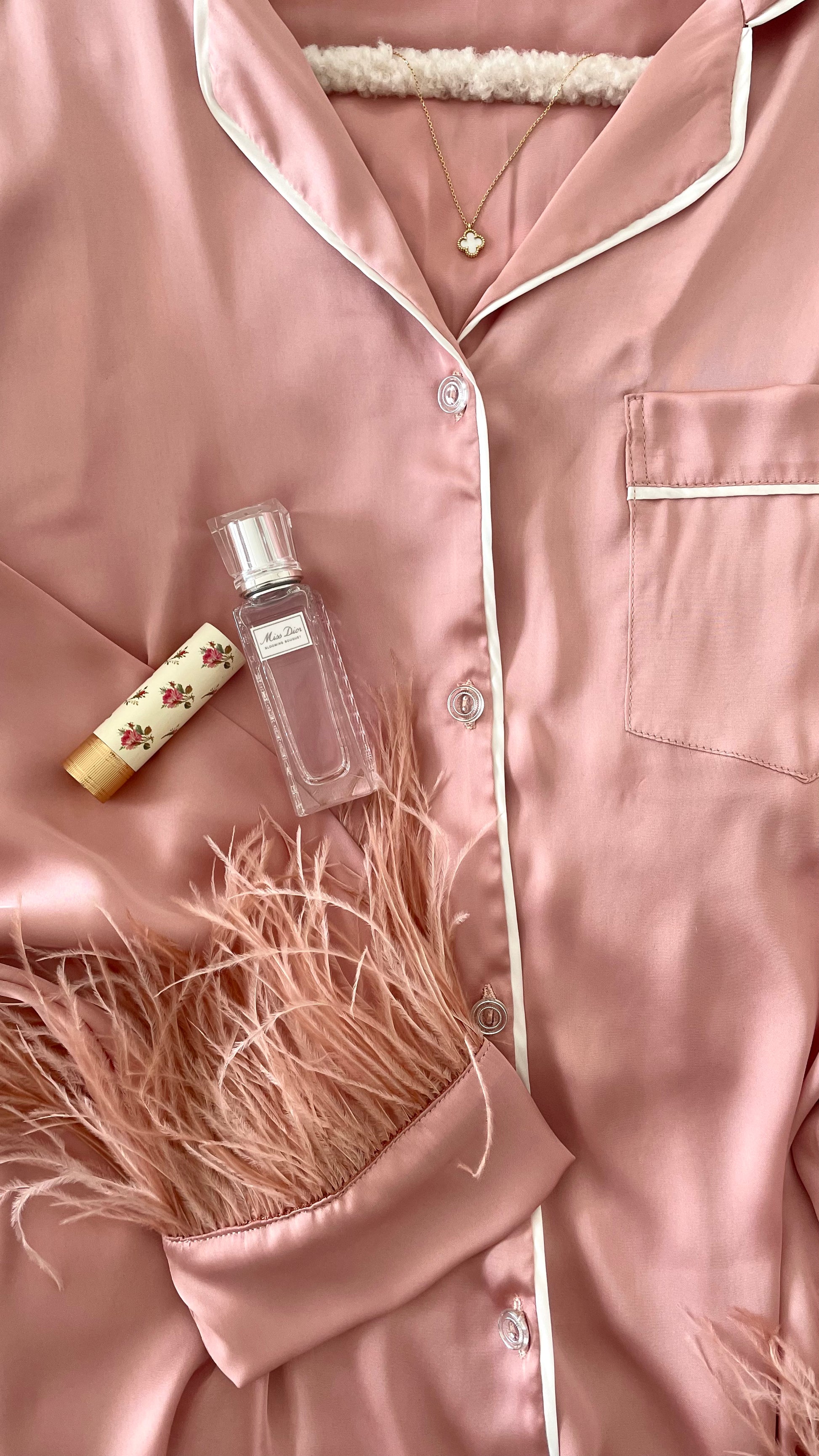 Pink discount dior pjs